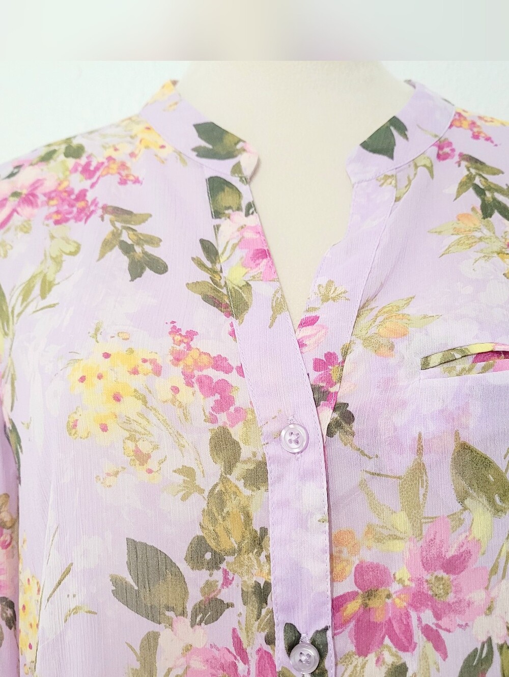 KUT From The Kloth Women Large Floral Blouse Lavender Sheer Button Front Top - Picture 3 of 13